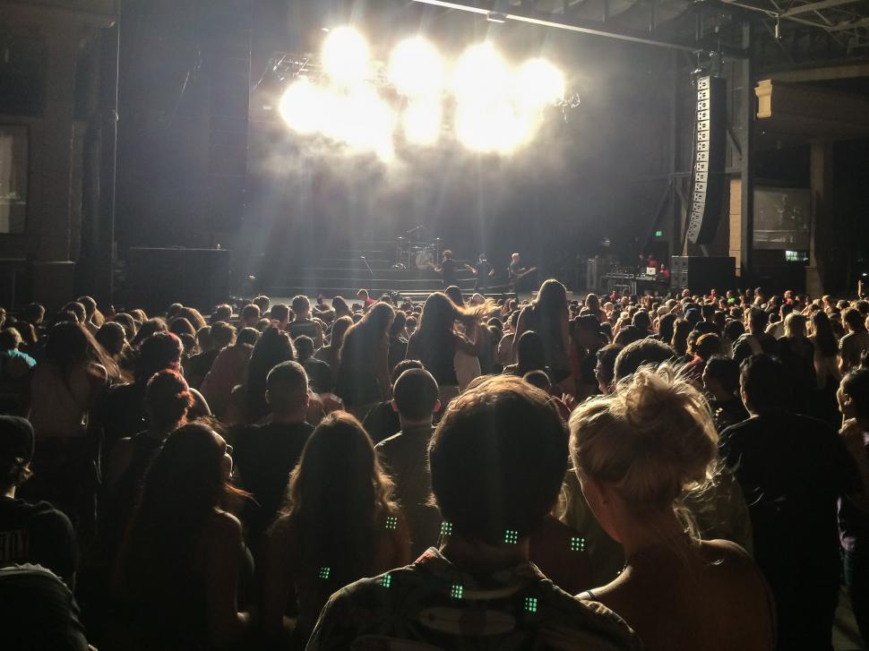 Free Image of Concert crowd 