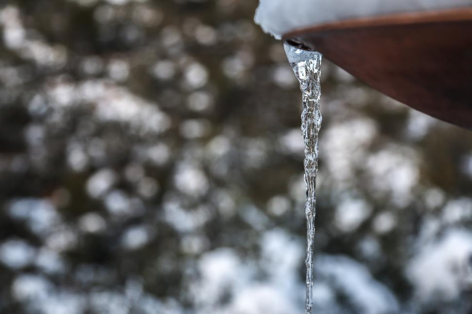 Free Image of Icicle hanging on 