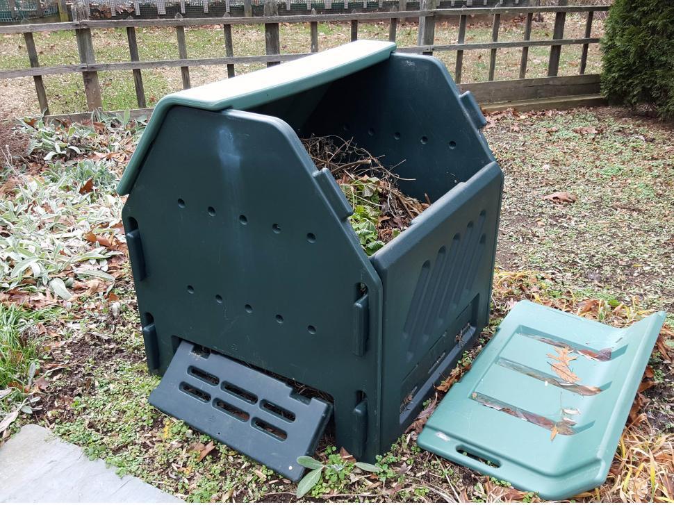 Free Image of Compost Bin Open 