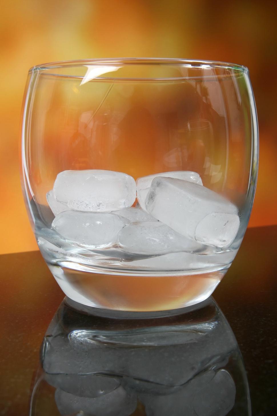 Free Image of Glass of Ice on Table 