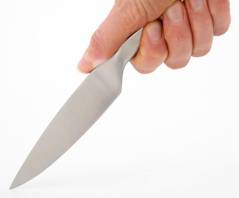 Free Image of Person Holding a Knife 