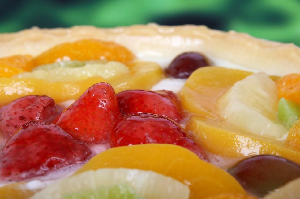 Free Image of Close Up of Delicious Fruit Pie 