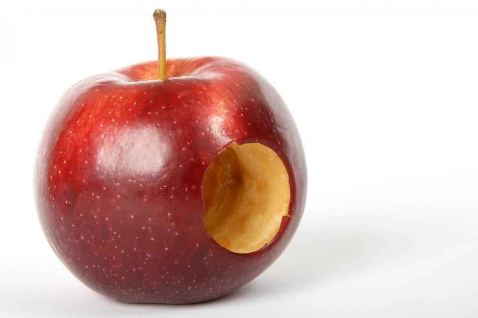 Free Image of Apple With Bite Taken Out 