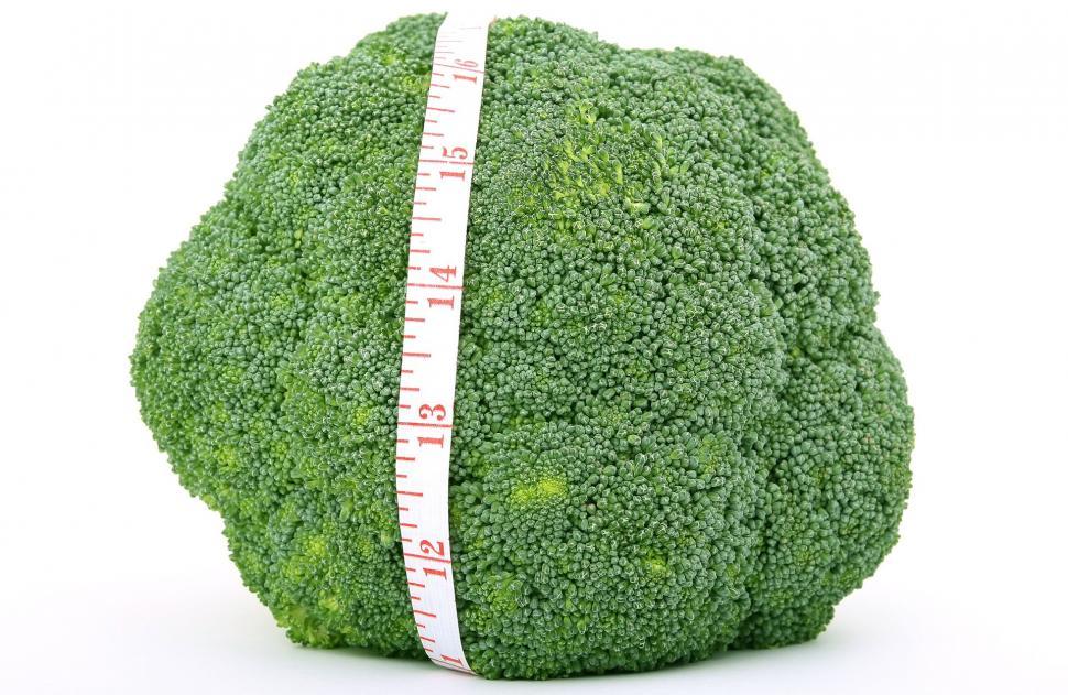Free Image of Broccoli With Measuring Tape 