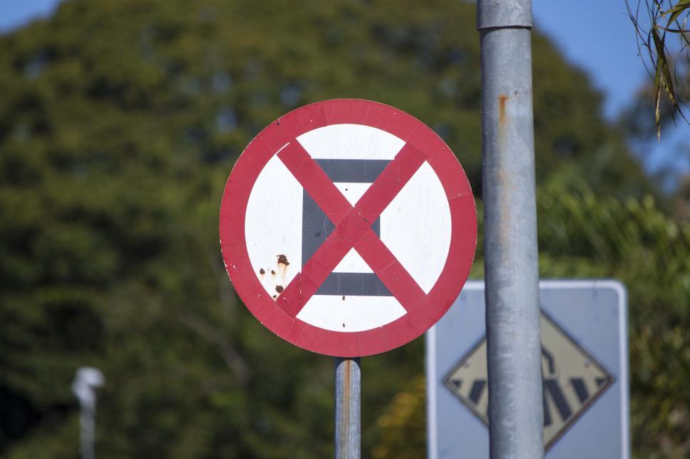 Free Image of No parking or stopping sign 