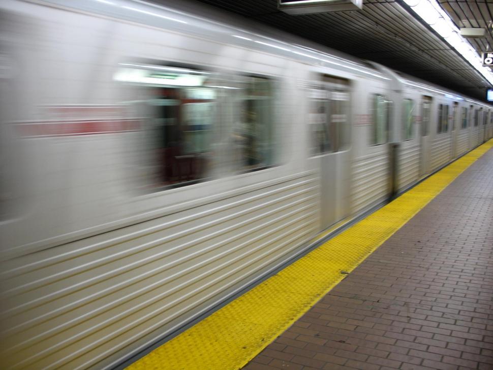 Free Image of Toronto subway 