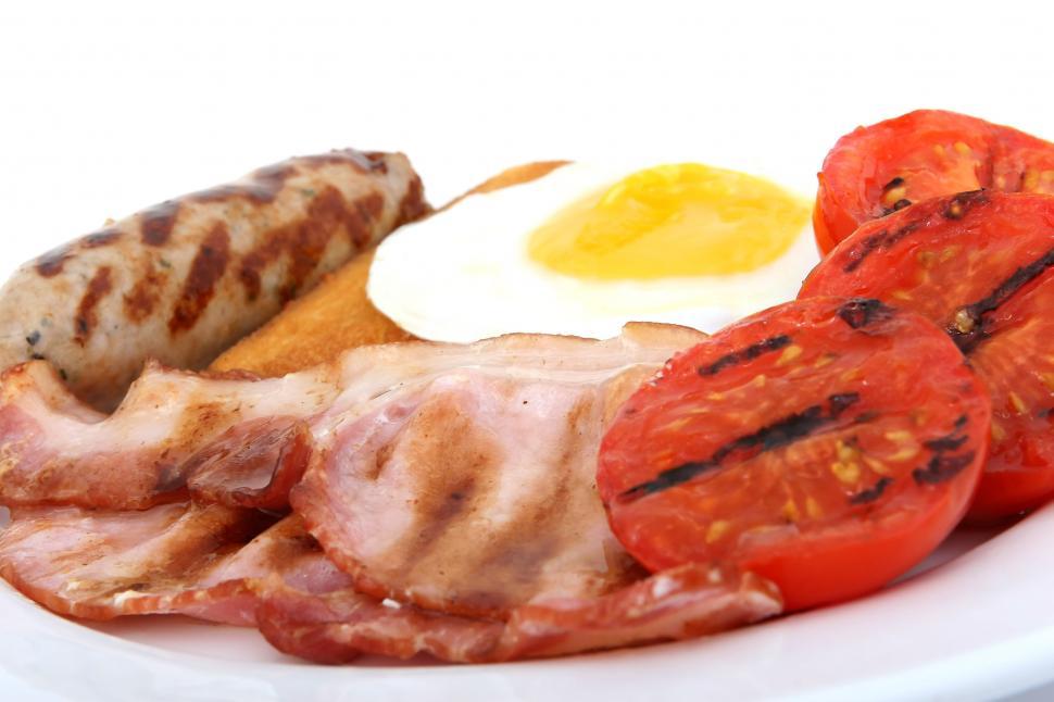 Free Image of White Plate With Bacon, Tomatoes, and Eggs 