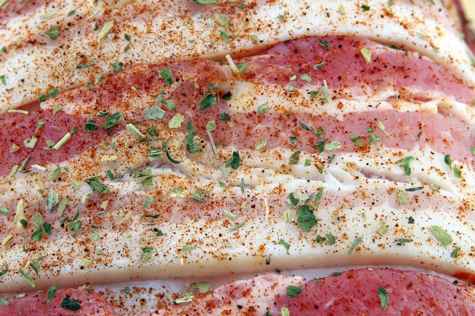 Free Image of Seasoned Meat Close Up 