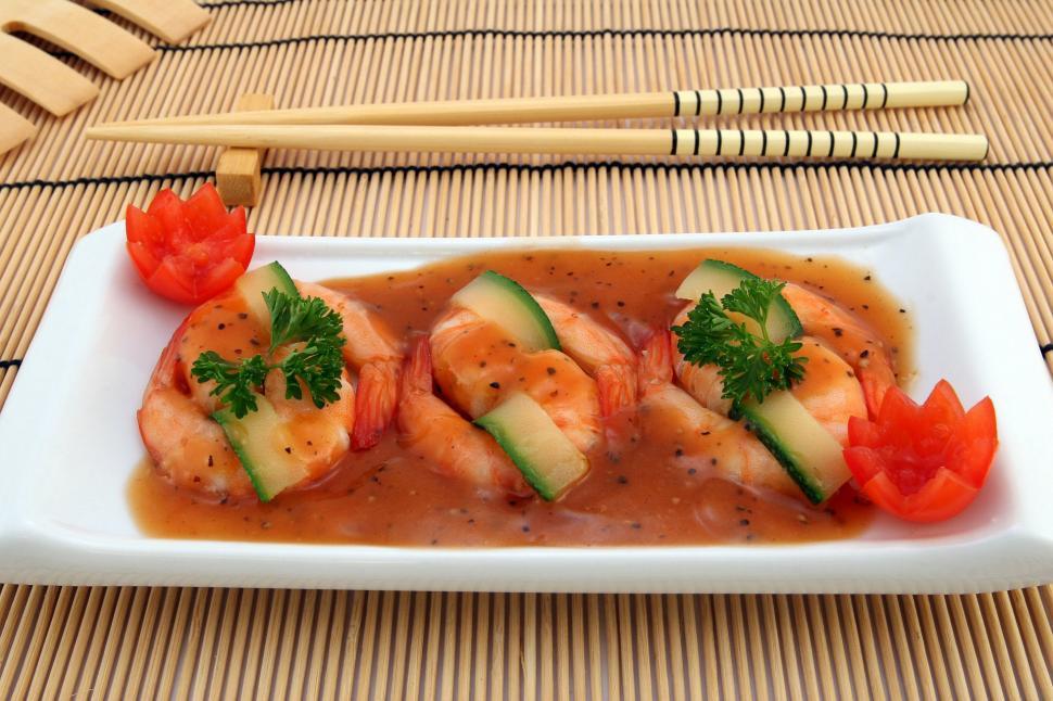 Free Image of White Plate With Shrimp in Sauce 