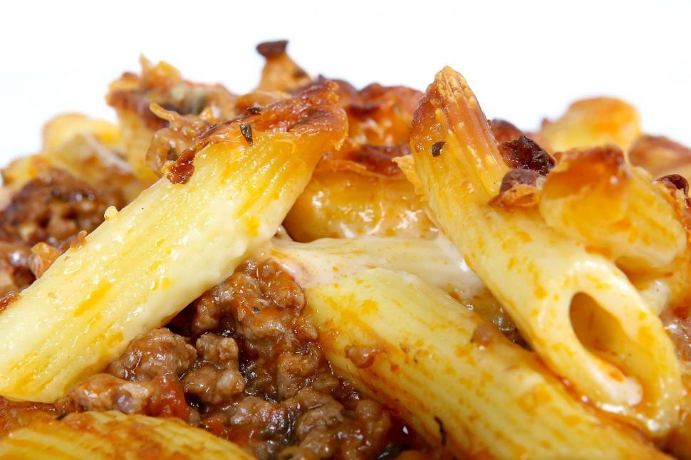 Free Image of Close Up of Plate of Pasta With Meat 