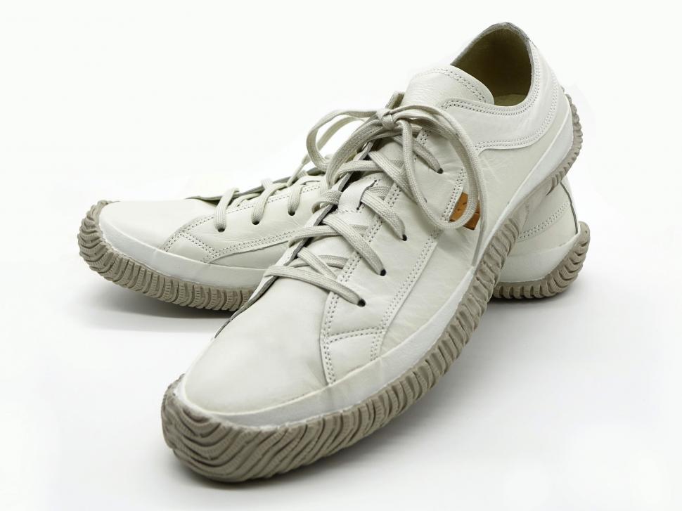 Free Image of Sneaker Shoes 