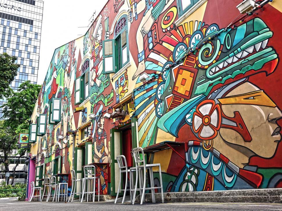 Free Image of Mural building 