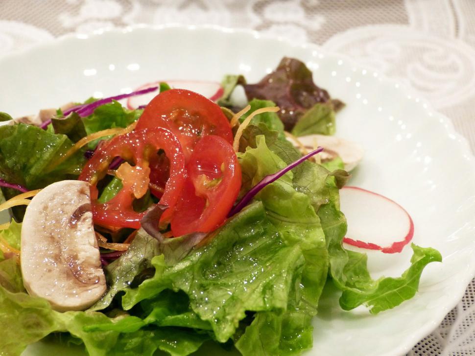 Free Image of White Plate With Salad and Mushrooms 