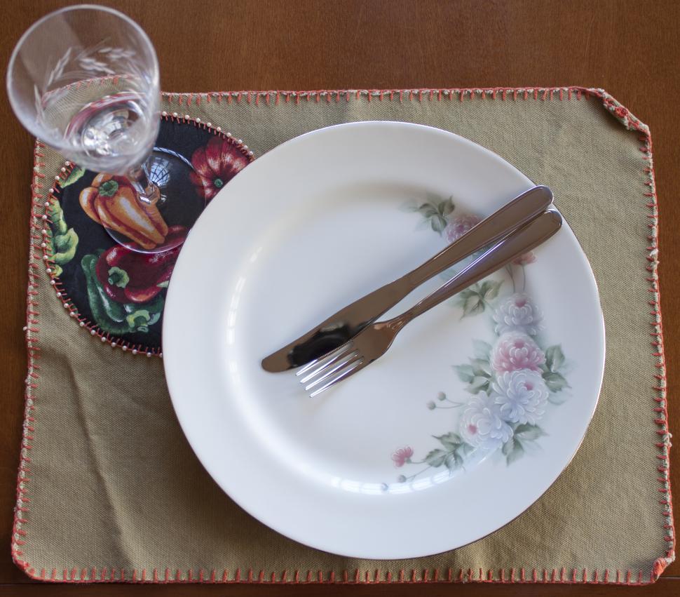Free Image of Plate With Fork and Glass 