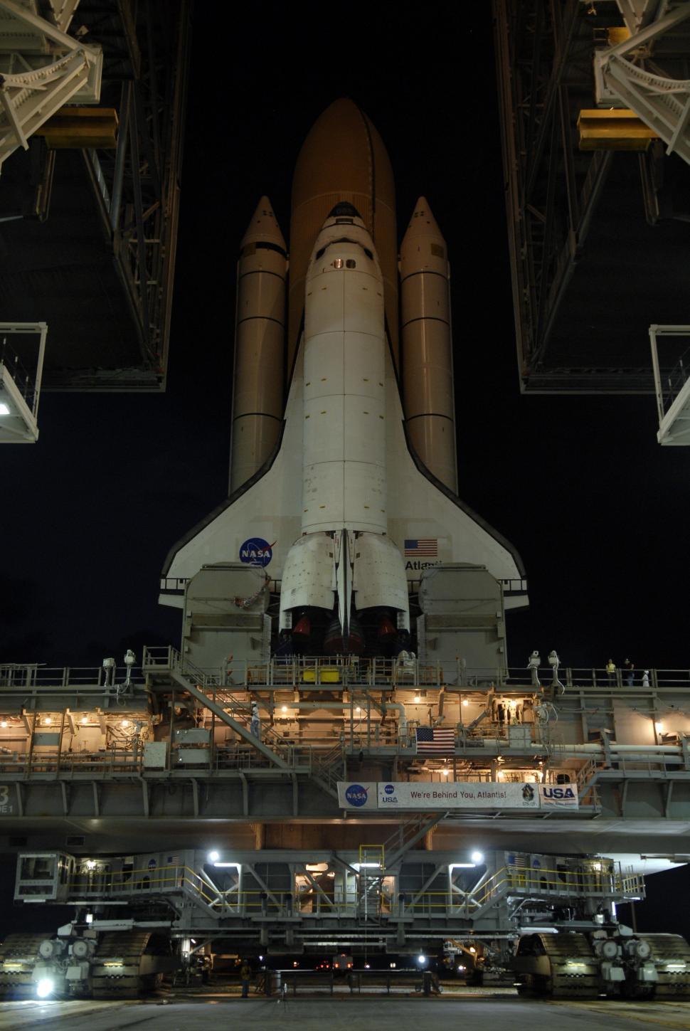 Free Image of The Space Shuttle Displayed at the Museum 