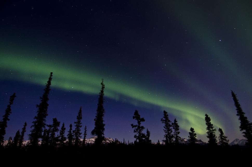 Free Image of Green and Blue Aurora Bore in the Night Sky 