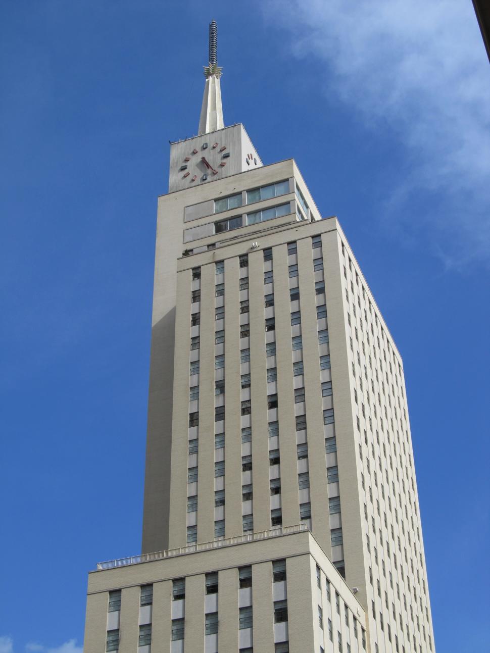 Free Image of Tall Building With Clock At the Top 