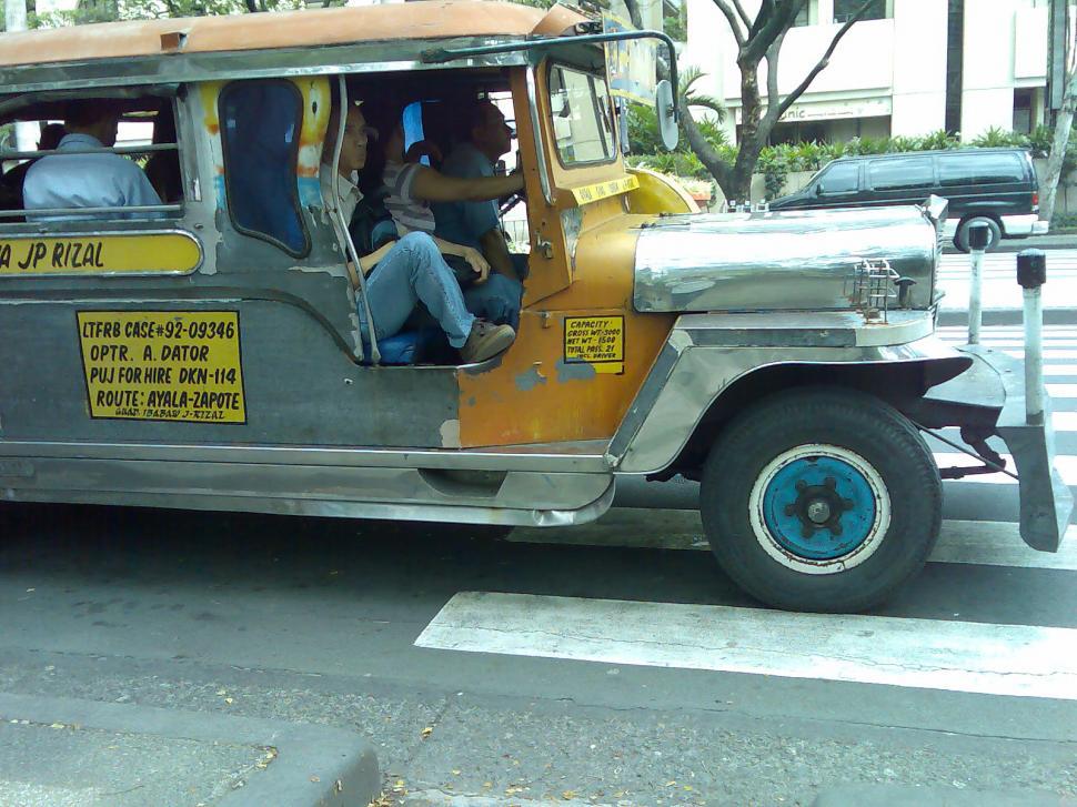 Free Image of jeepney 