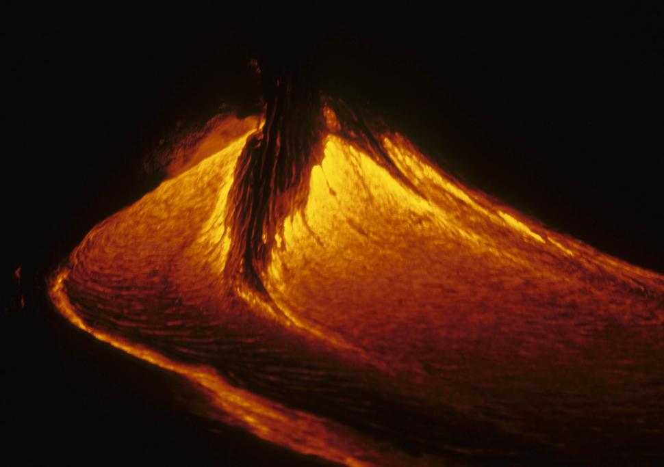 Free Image of wide lava flowing 