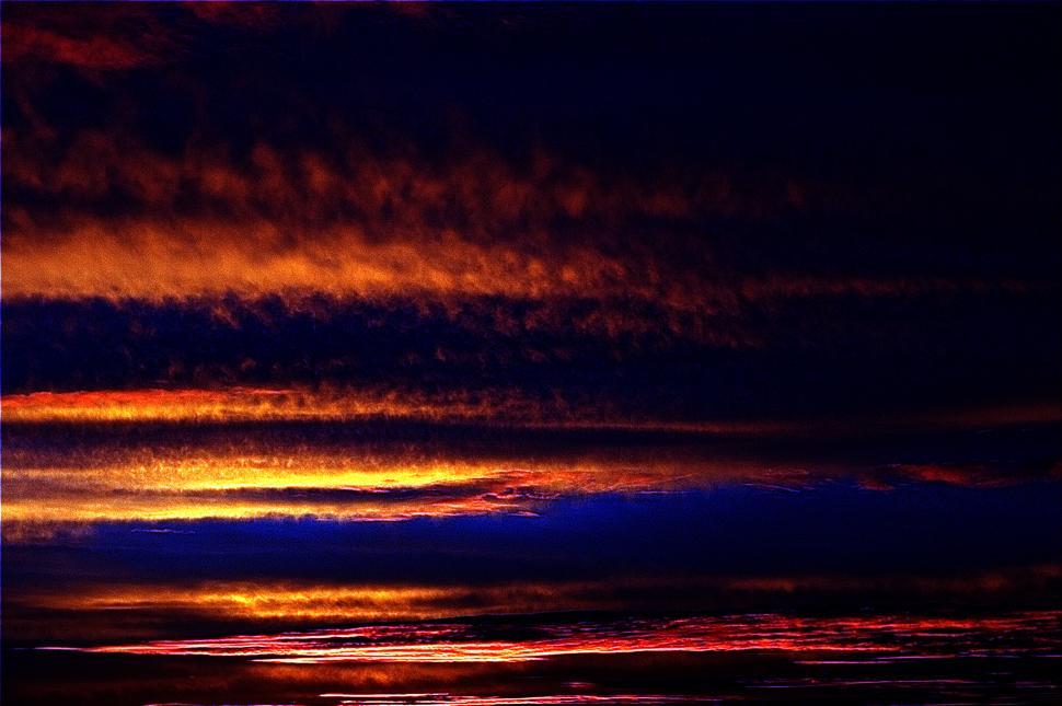 Free Image of Dark sunset 