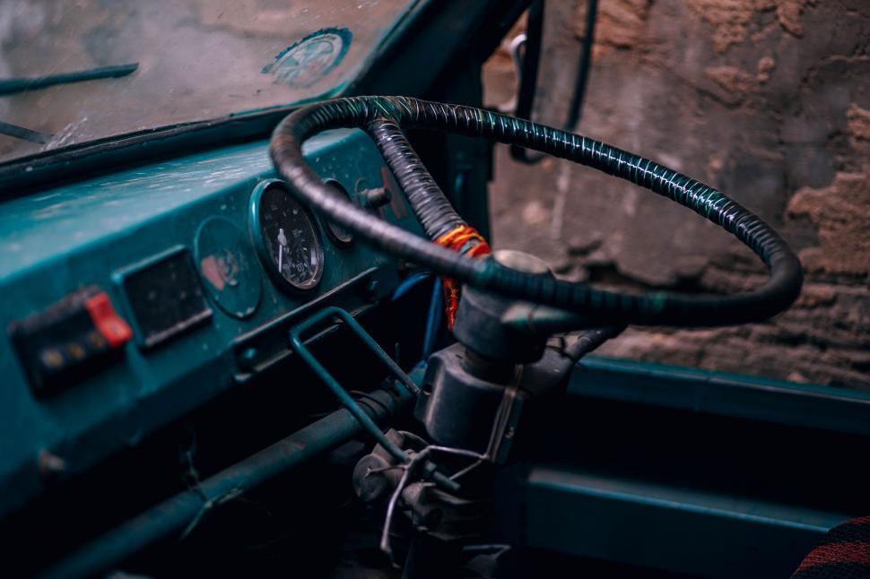 Free Image of Close Up of Steering Wheel in Vehicle 