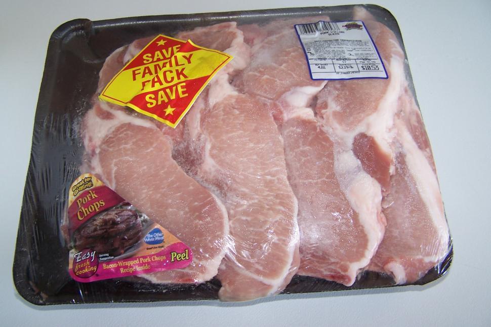 Free Image of Pork Chops in Package 