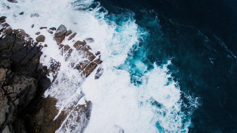 Free Image of Aerial View of the Ocean and Rocks 