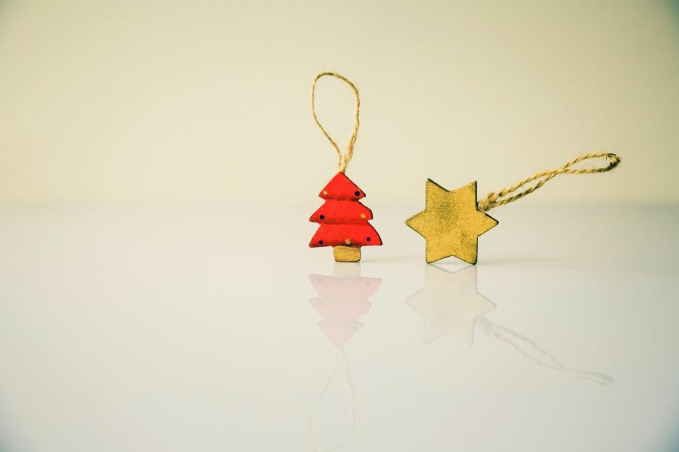 Free Image of Wooden Ornament With Hanging Star 